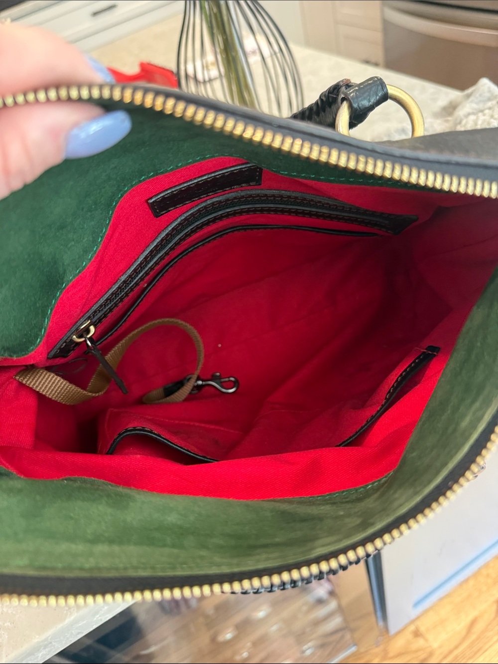 Dooney and Bourke Florentine satchel - Picture 6 of 7